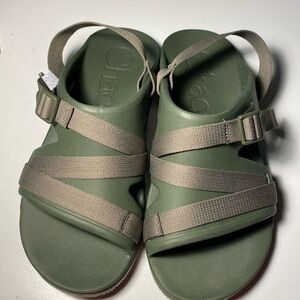 Chaco / Men’s green performance sandals. Size 12   Never worn